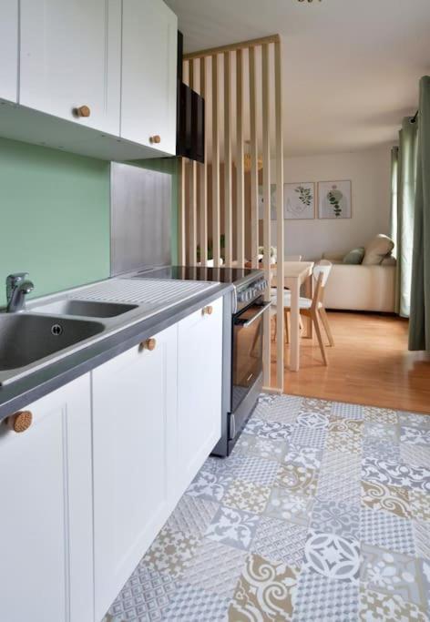 Sesame Duplex Disneyland Paris Netflix 6 Personnes Et 1 Bebe Avec Parking Apartment บายญี-โรแม็งวีเญร์ ภายนอก รูปภาพ